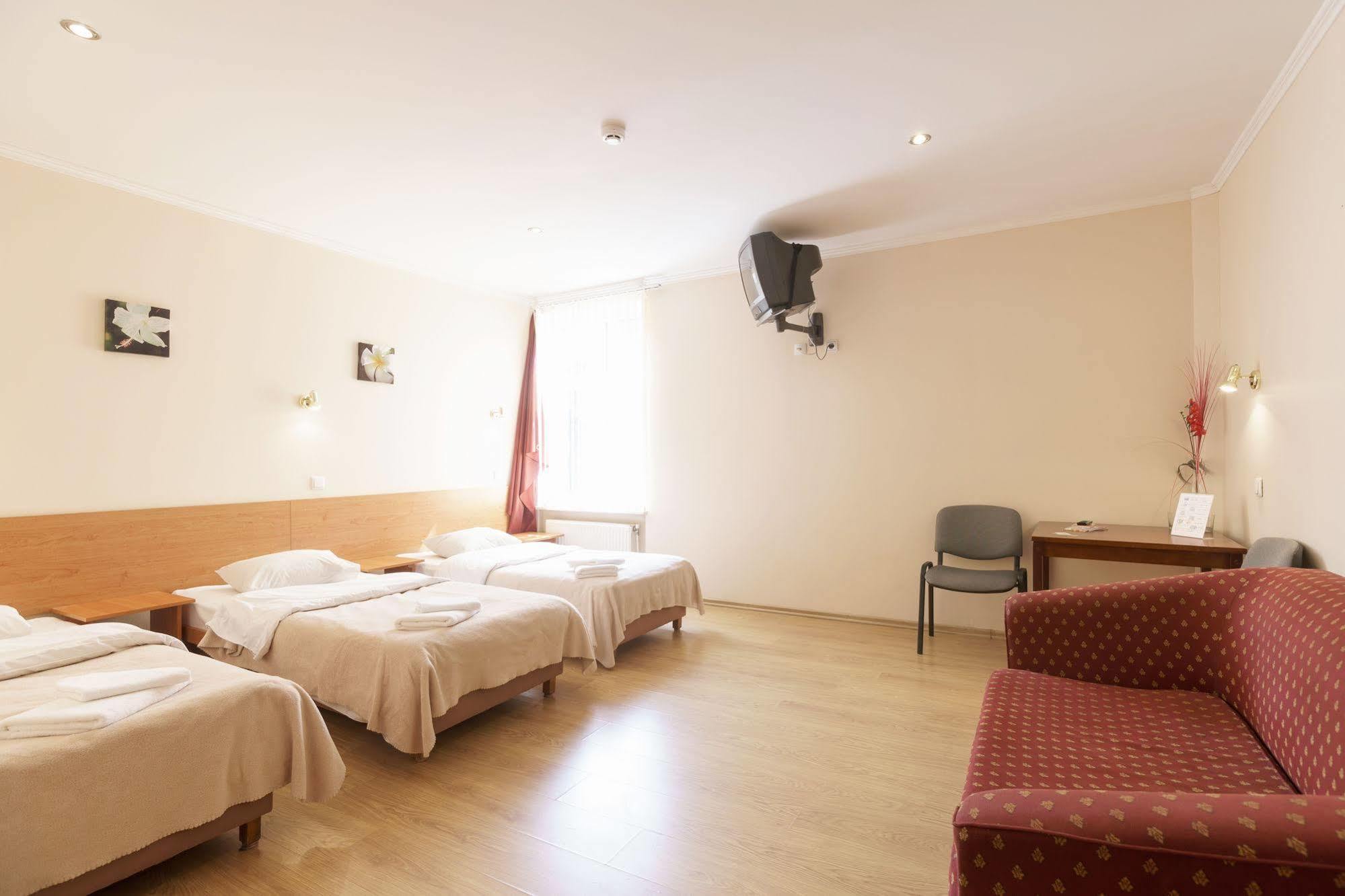 Knights Court Ξενοδοχείο Ρίγα Εξωτερικό φωτογραφία